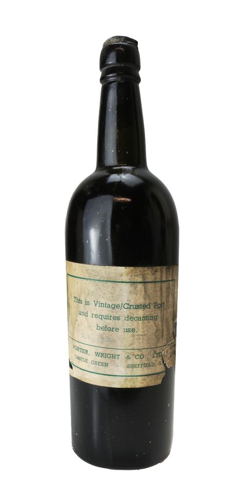 1x Dow's, Late Bottled Vintage Port 2001; 1x Taylor's LBV