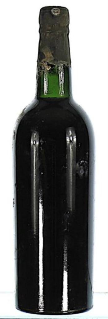 1963 Cockburn Vintage Port – Wine Consigners Inc.